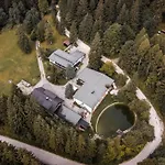 Toni Huette Am Riesserkopf ホテル